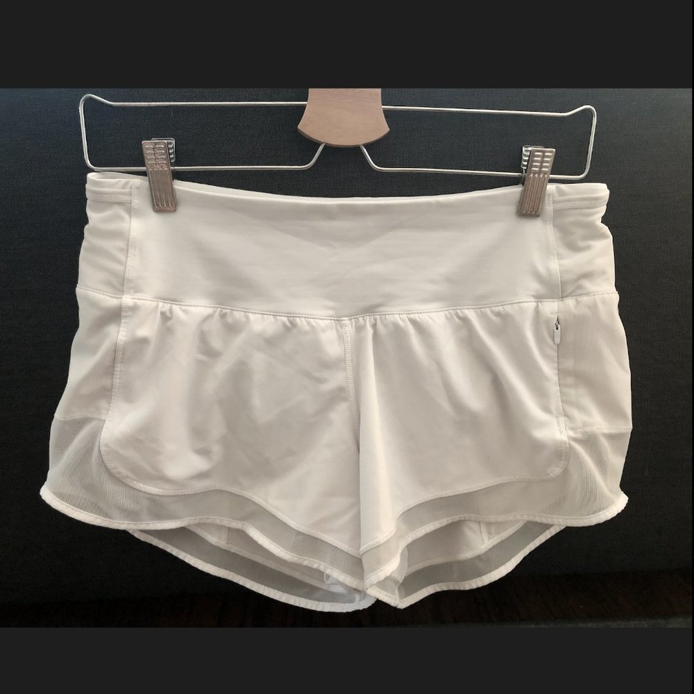 Lululemon Mind Over Miles Shorts Size 6